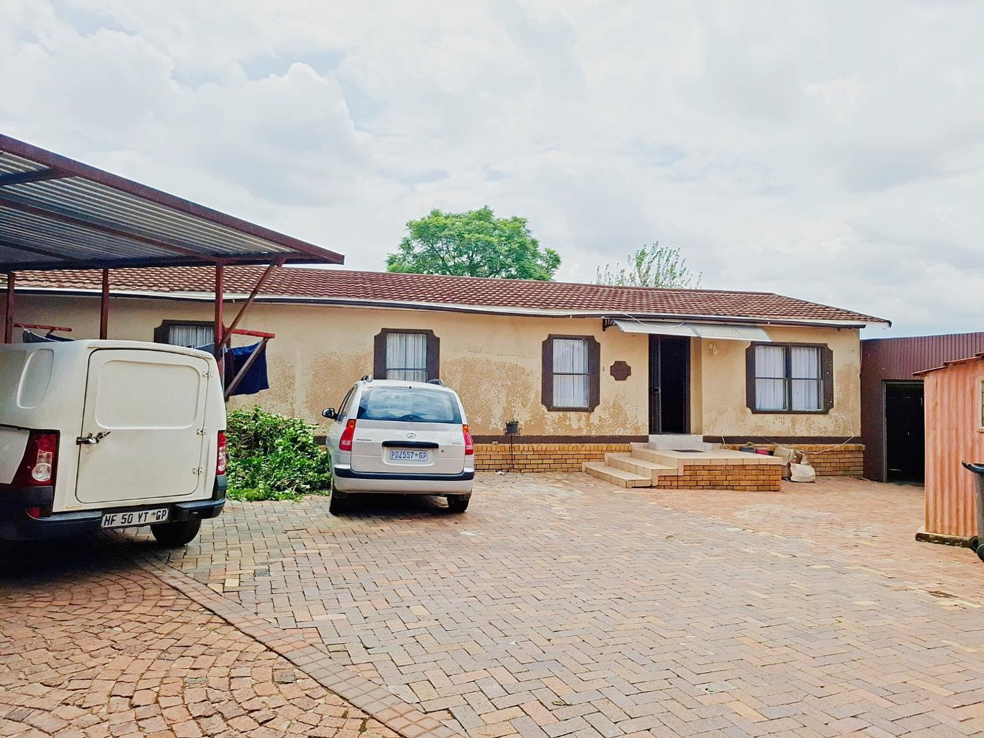 3 Bedroom House in Eikenhof
