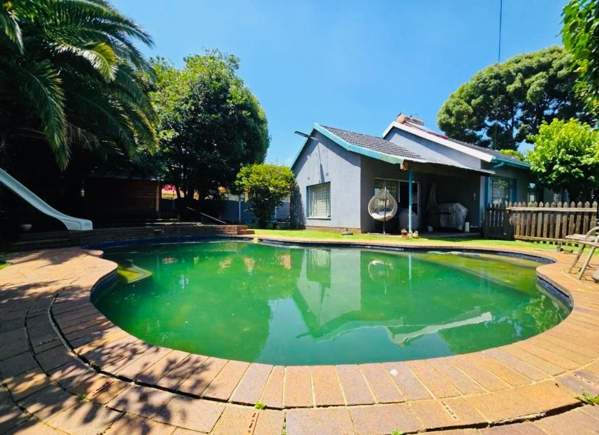 4 Bedroom House in Evans Park