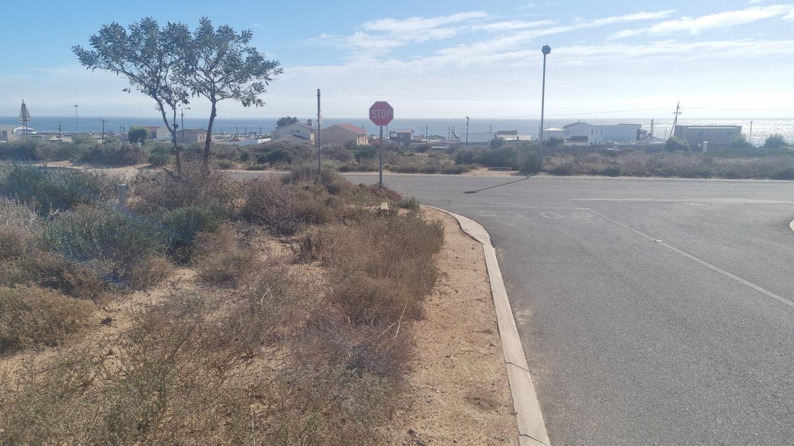 466 m² Land available in St Helena Bay