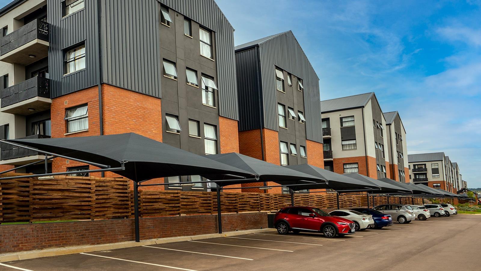 2 Bedroom Apartment in Helderfontein Estate