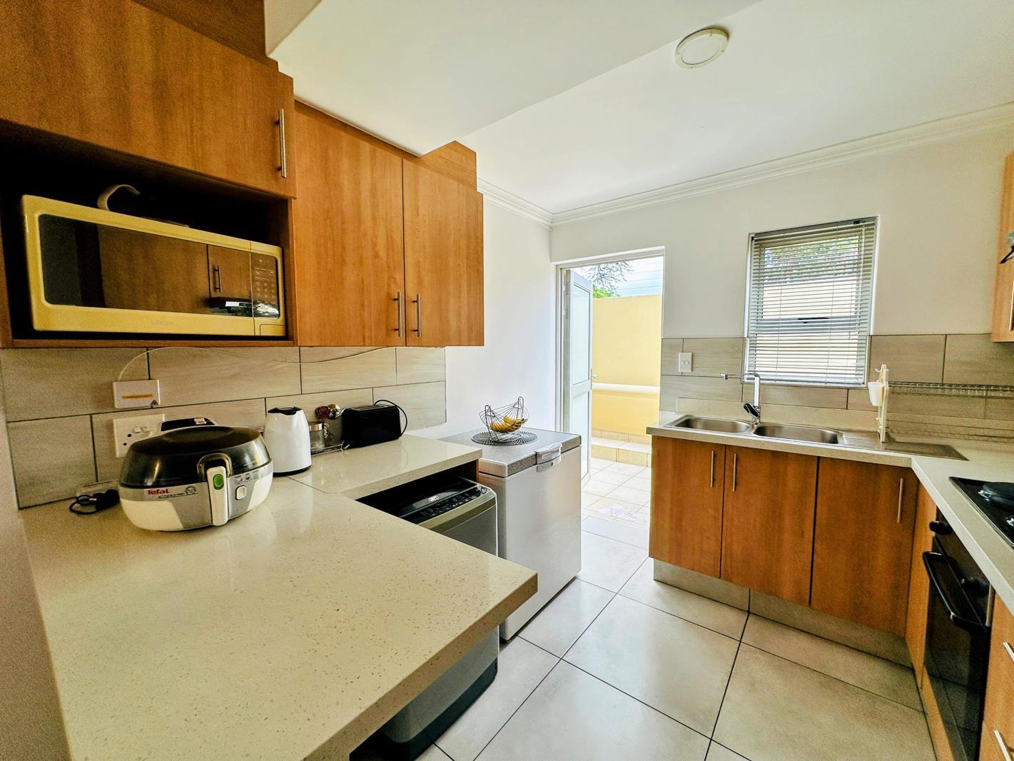 2 Bedroom Townhouse in Lambton
