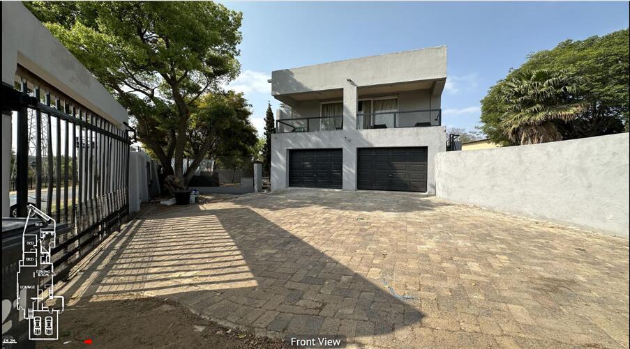 4 Bedroom House in Strijdompark