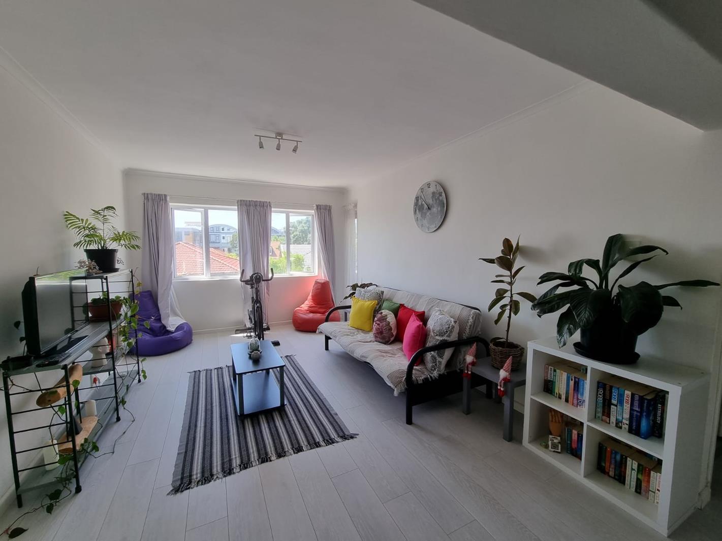 2 Bedroom Apartment in Woodstock