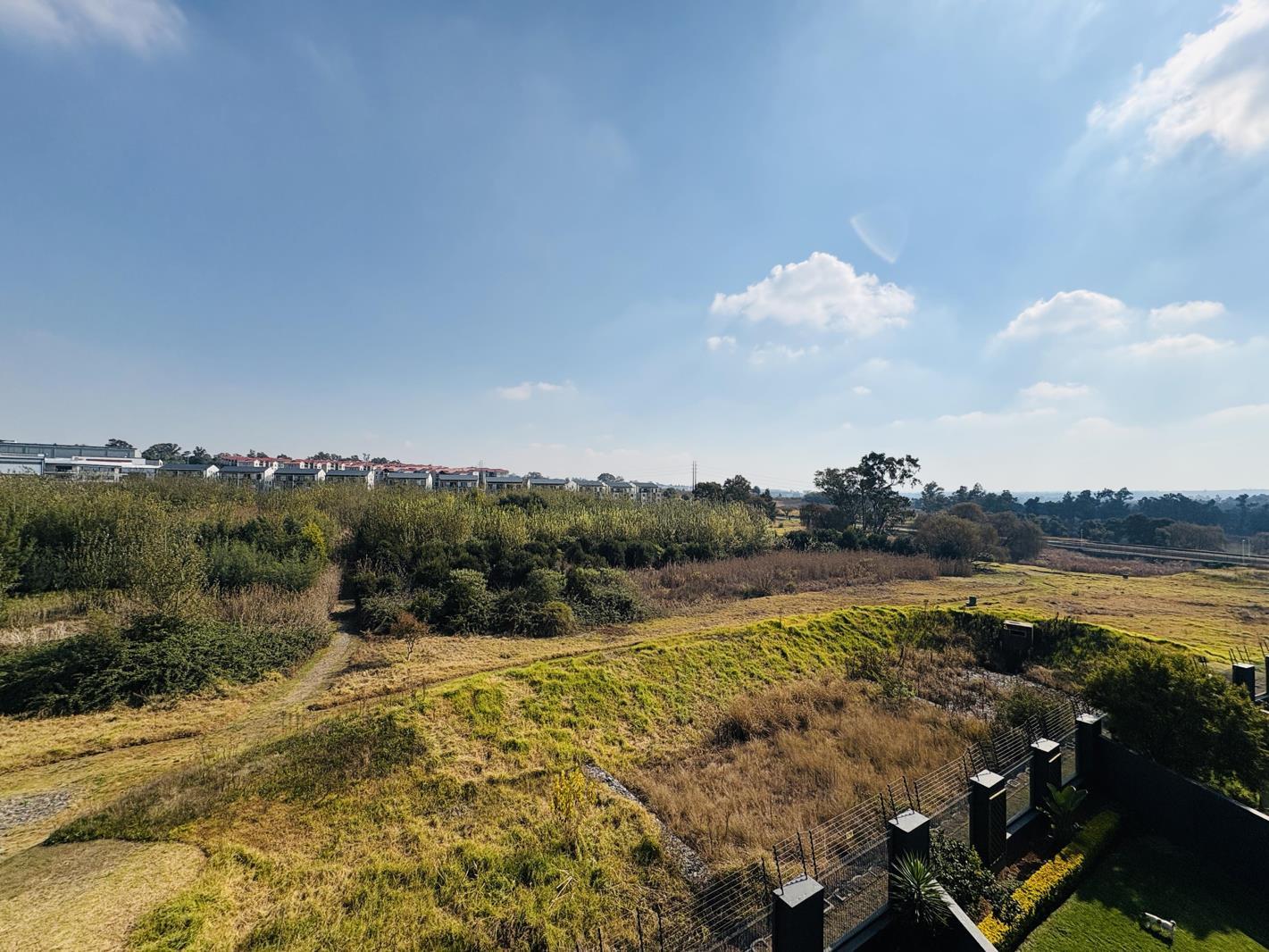 1 Bedroom Apartment in Modderfontein