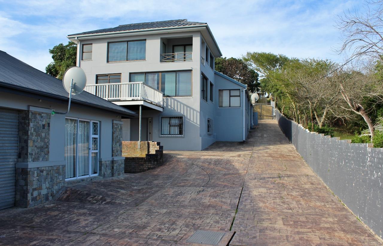 3 Bedroom House in East Bank
