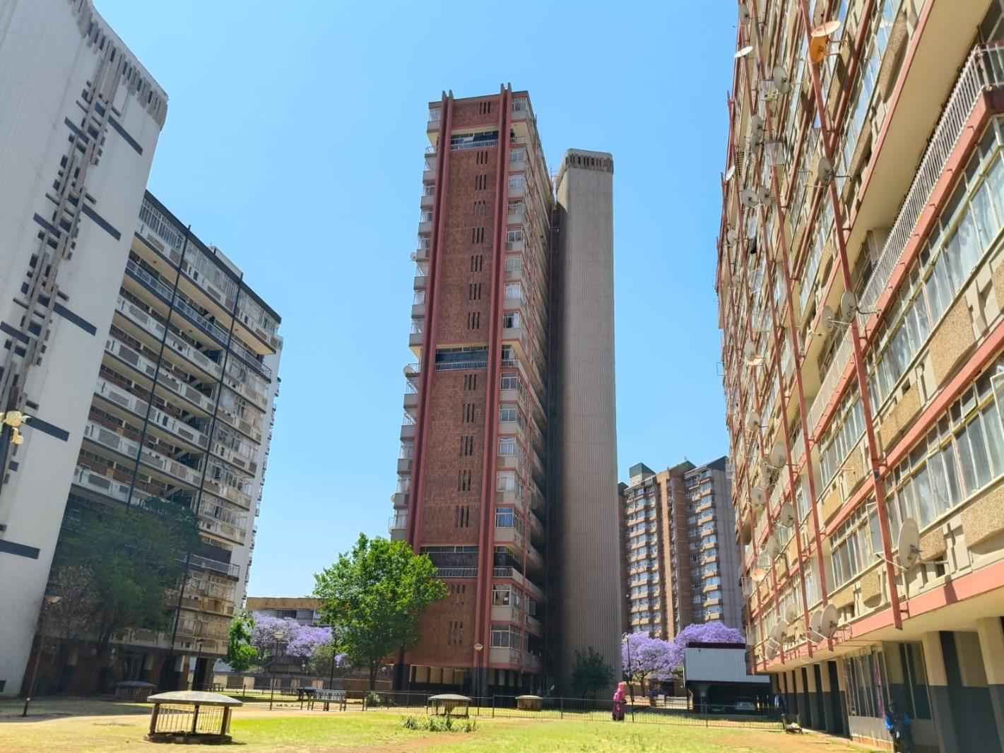 2 Bedroom Apartment in Sunnyside