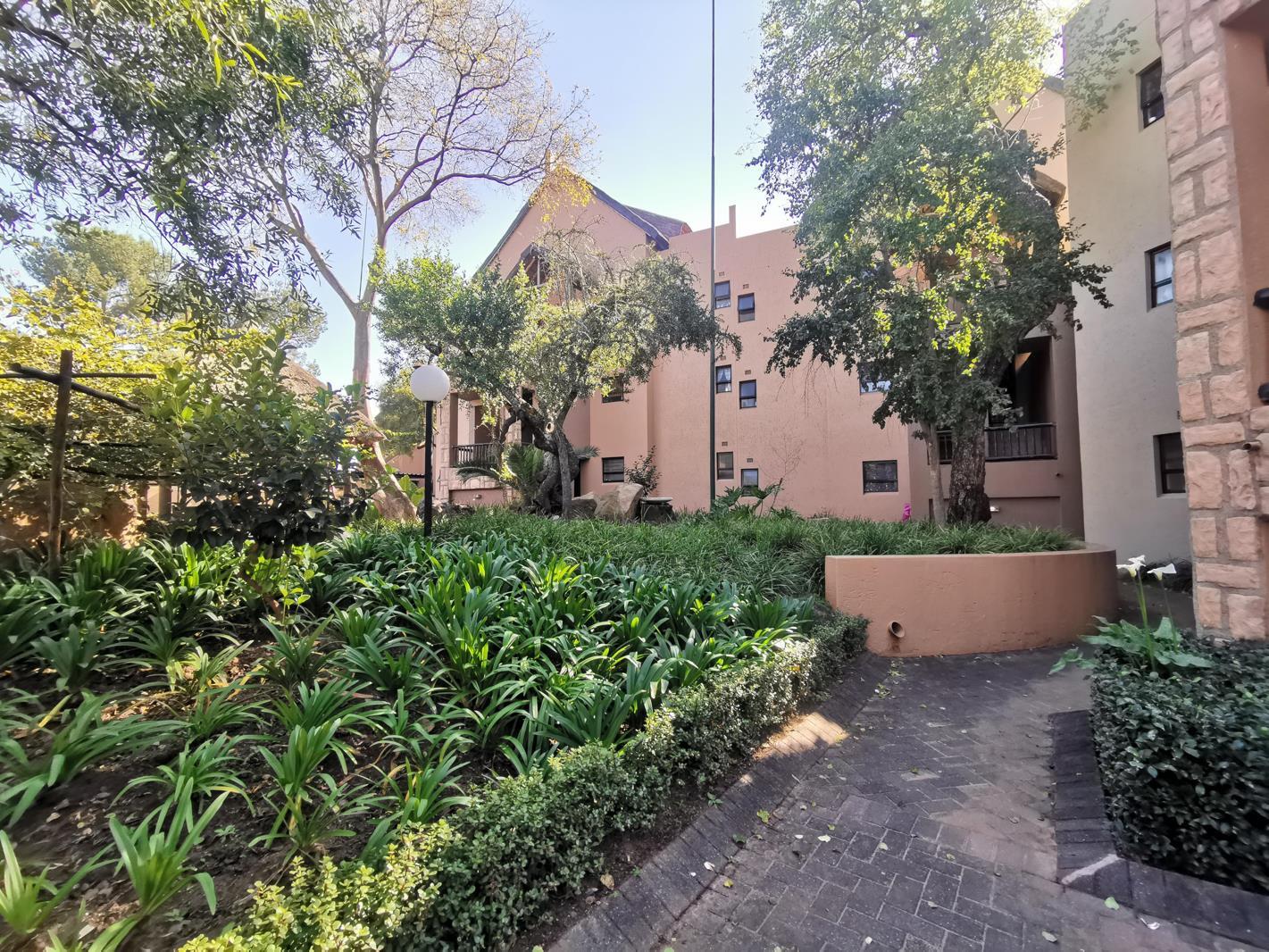1 Bedroom Apartment in Pineslopes