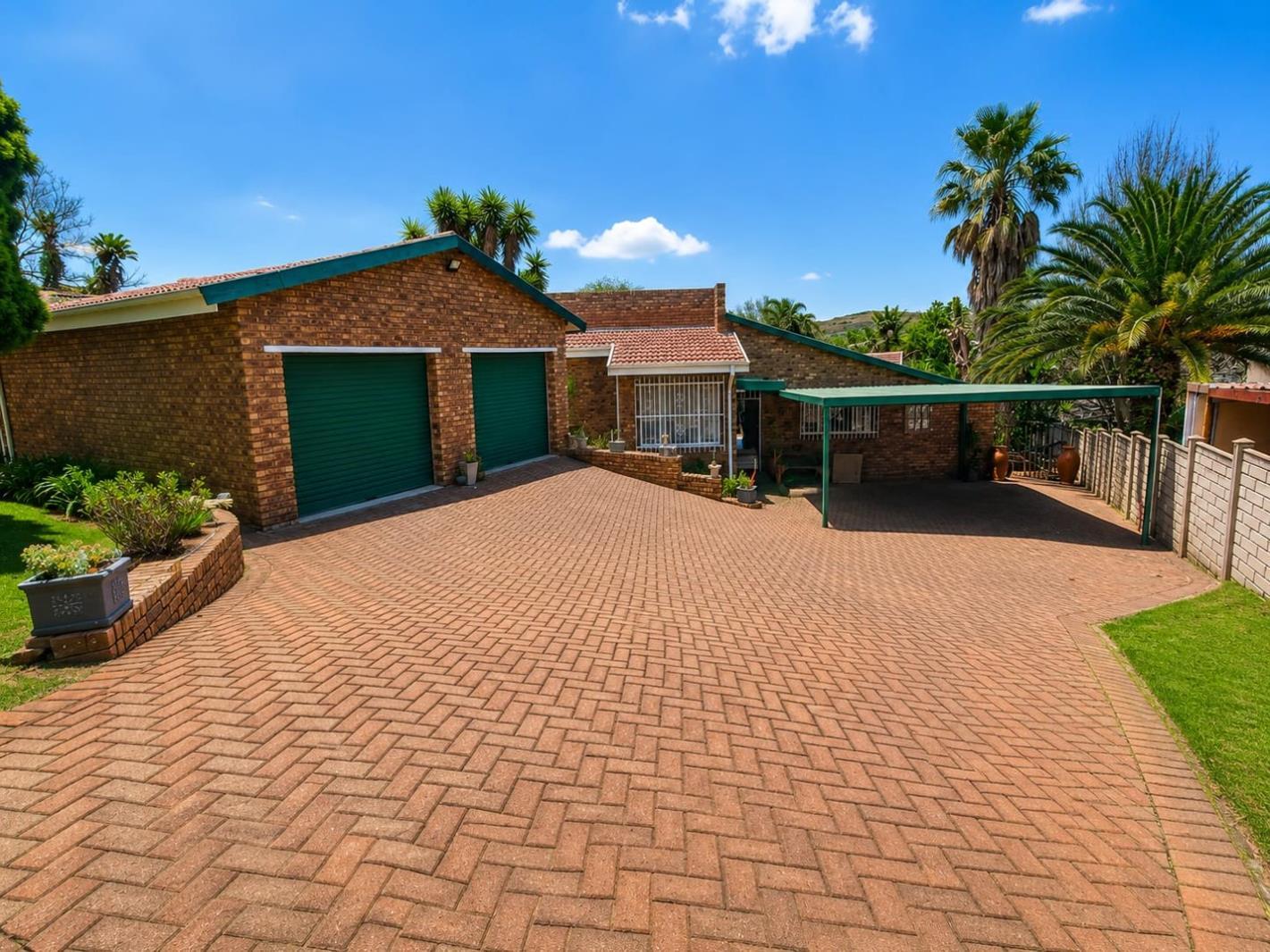 3 Bedroom House in Noordheuwel