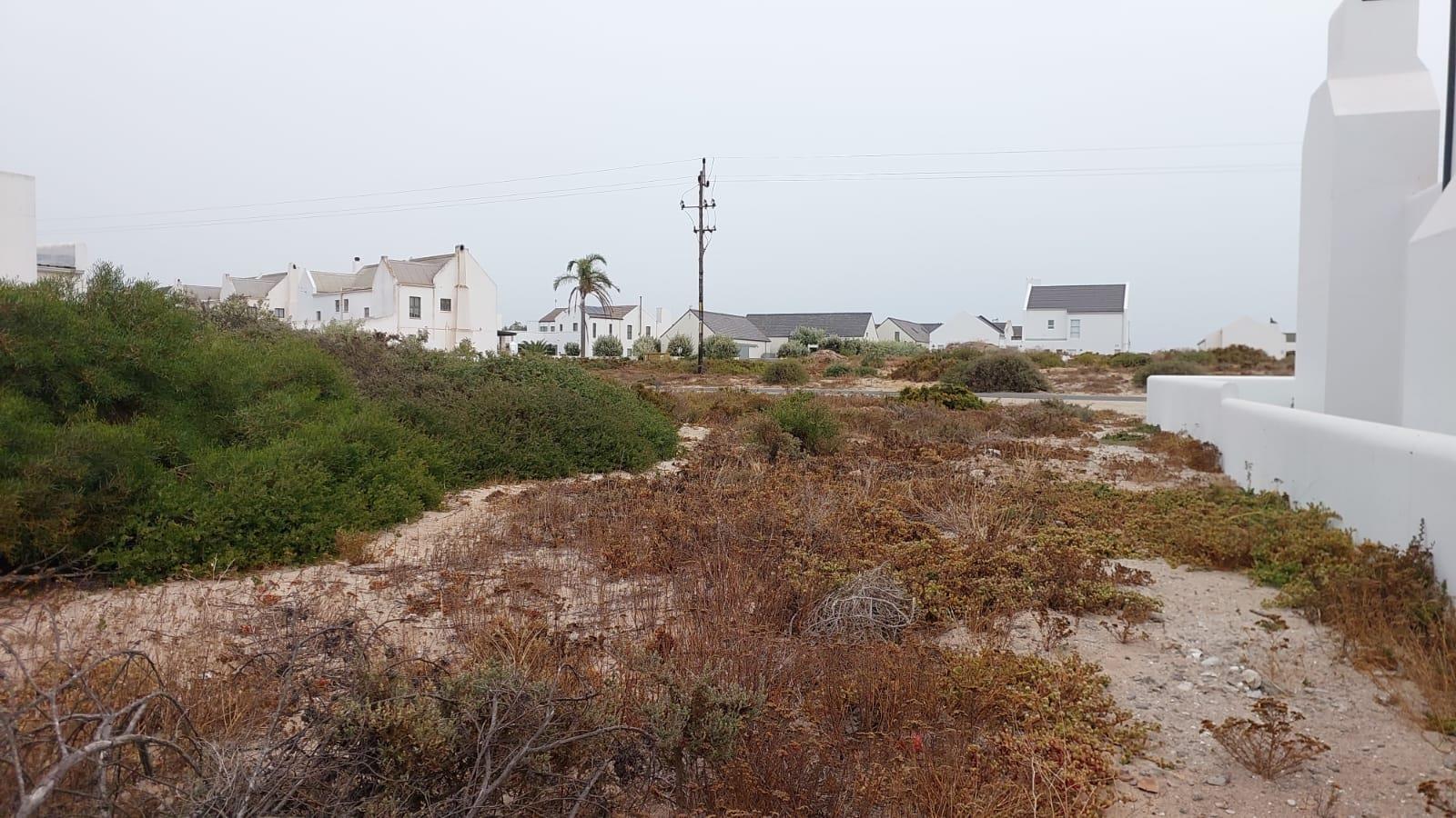 503 m² Land available in Britannia Bay