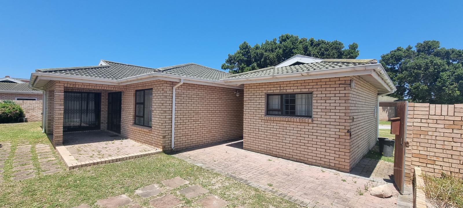 1 Bedroom Apartment in Summerstrand