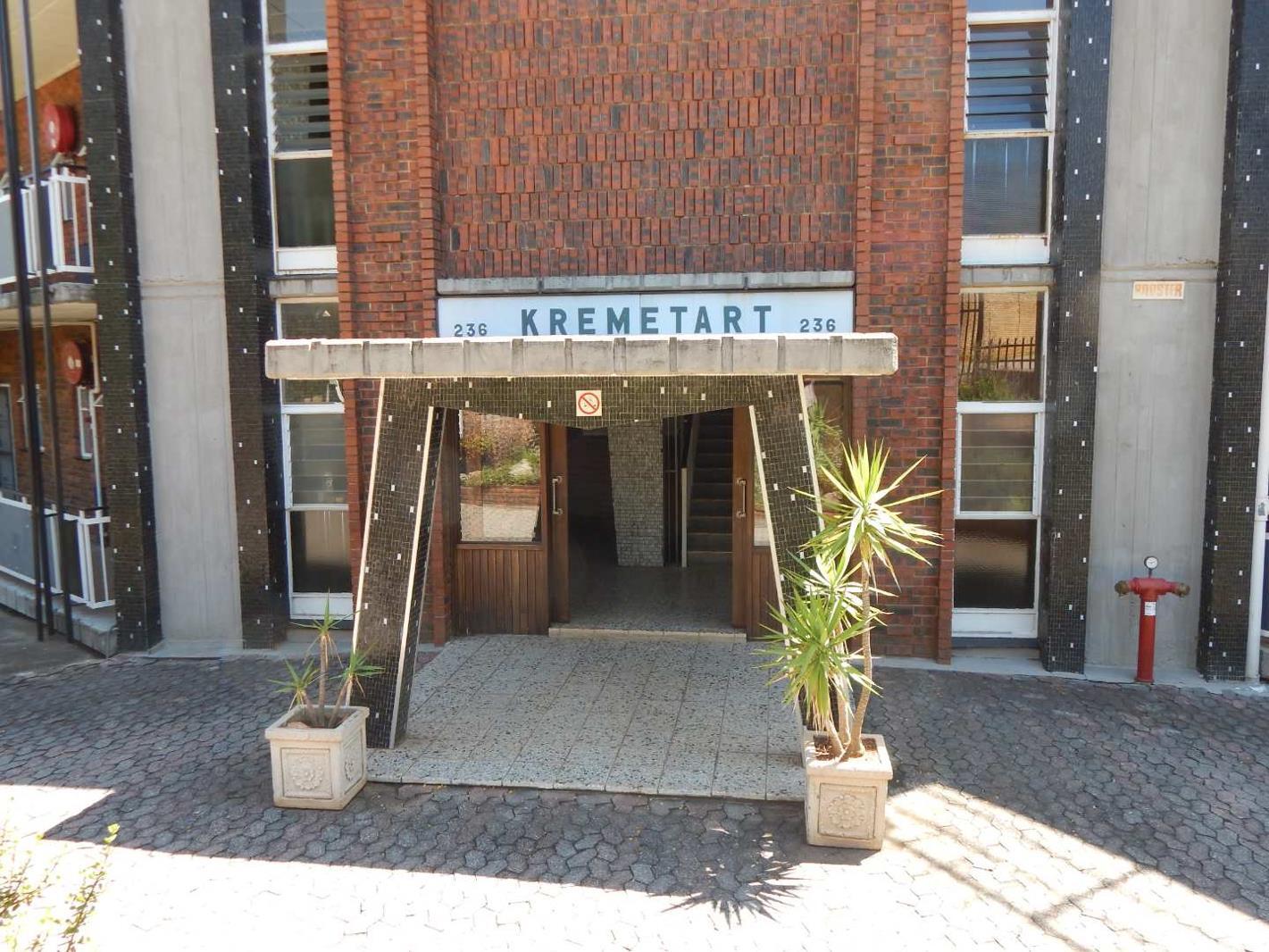 2 Bedroom Apartment in Groenkloof