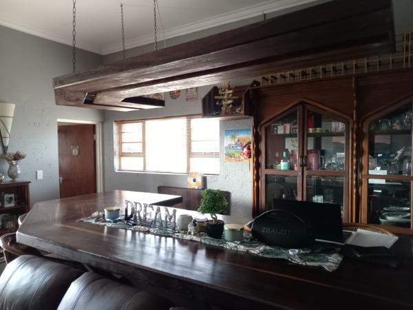 2 Bedroom House in Jeffreys Bay