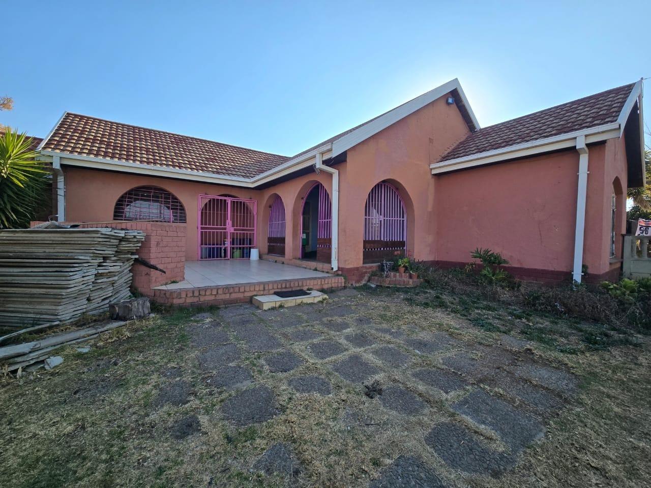 4 Bedroom House in Walkerville