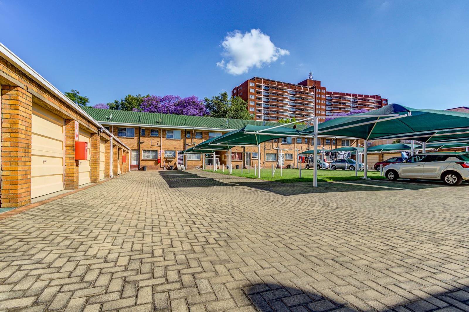 2.5 Bedroom Townhouse in Benoni CBD