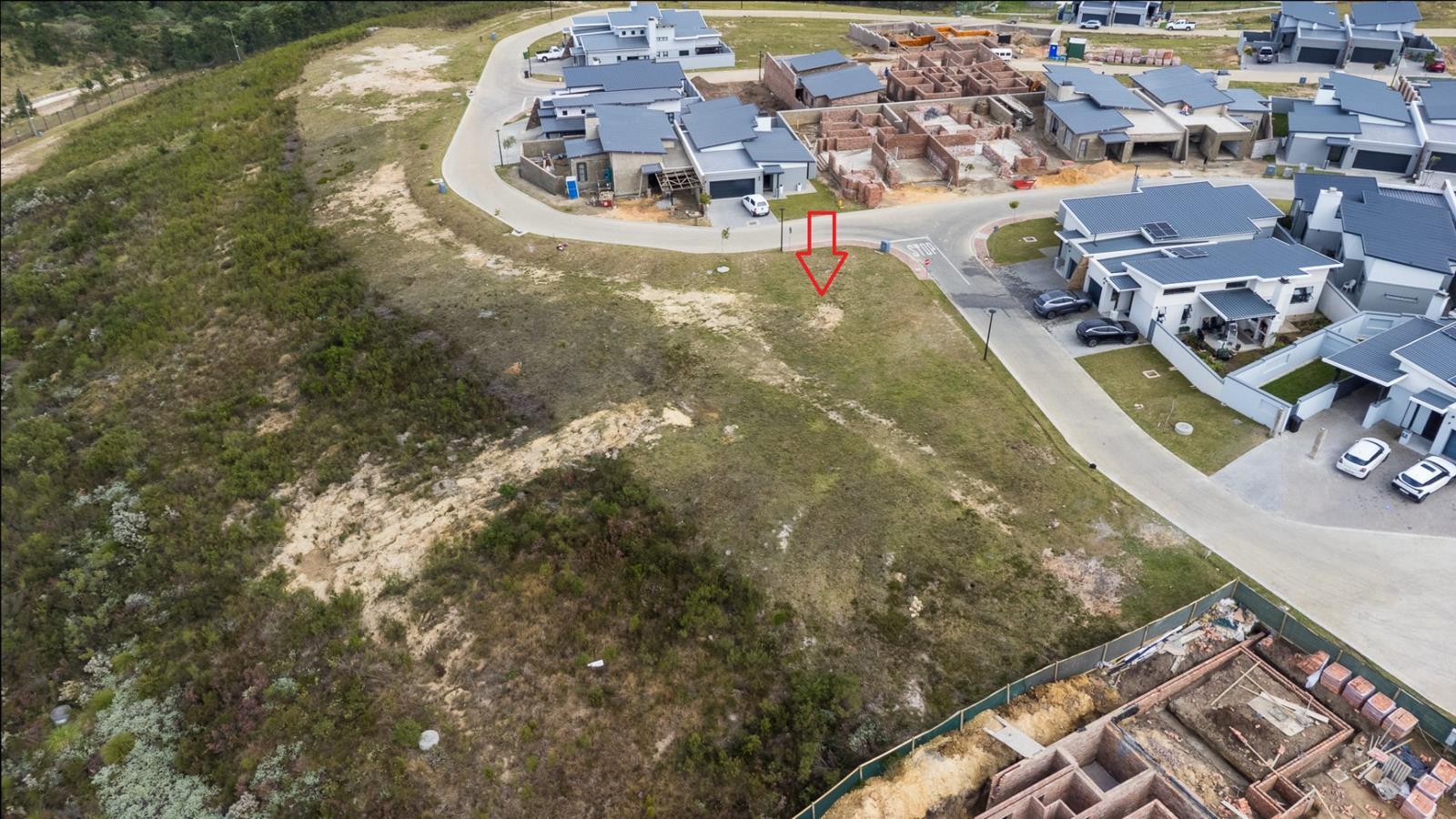 323 m² Land available in Eden