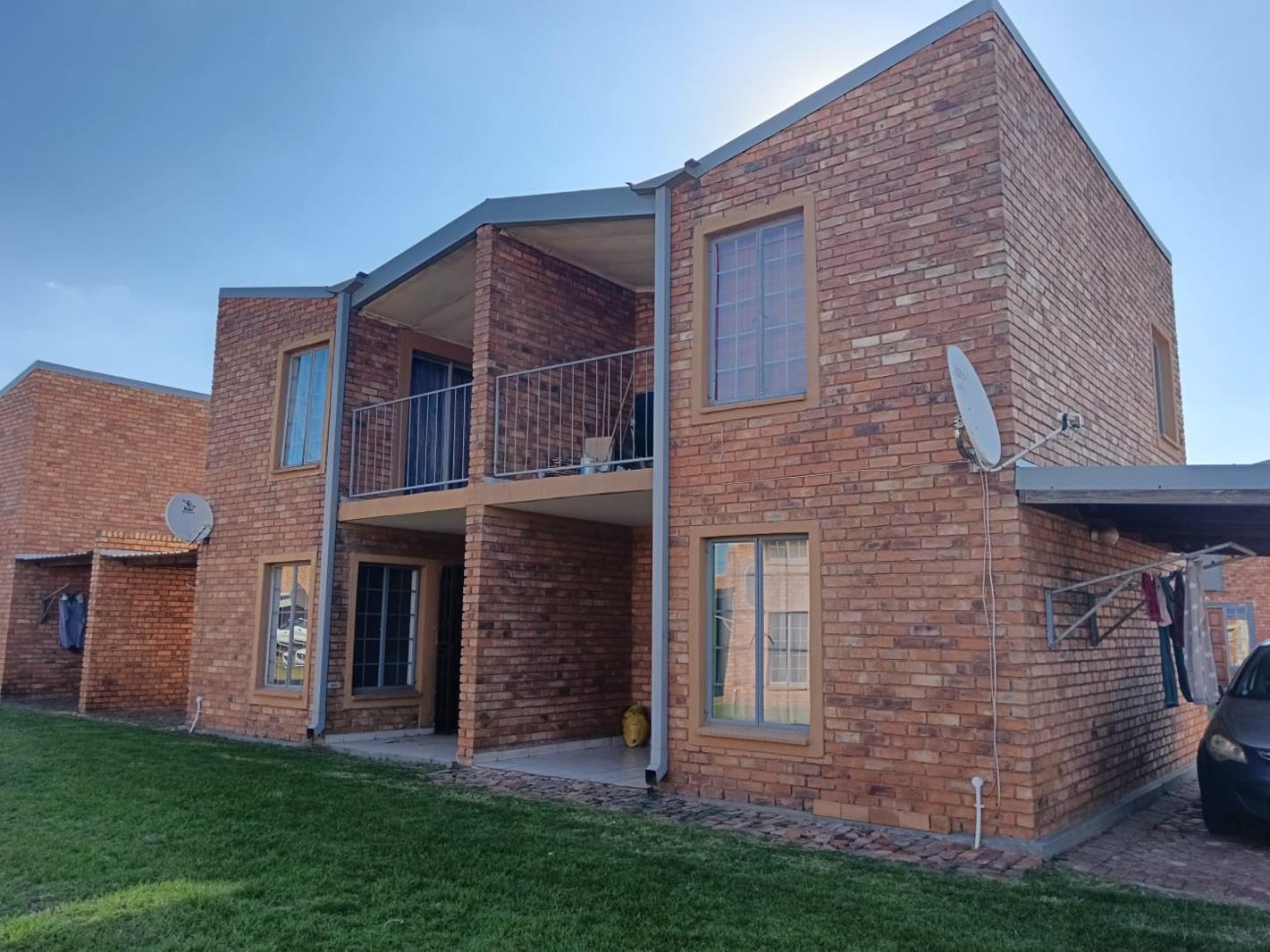 2 Bedroom Duplex in Windmill Park