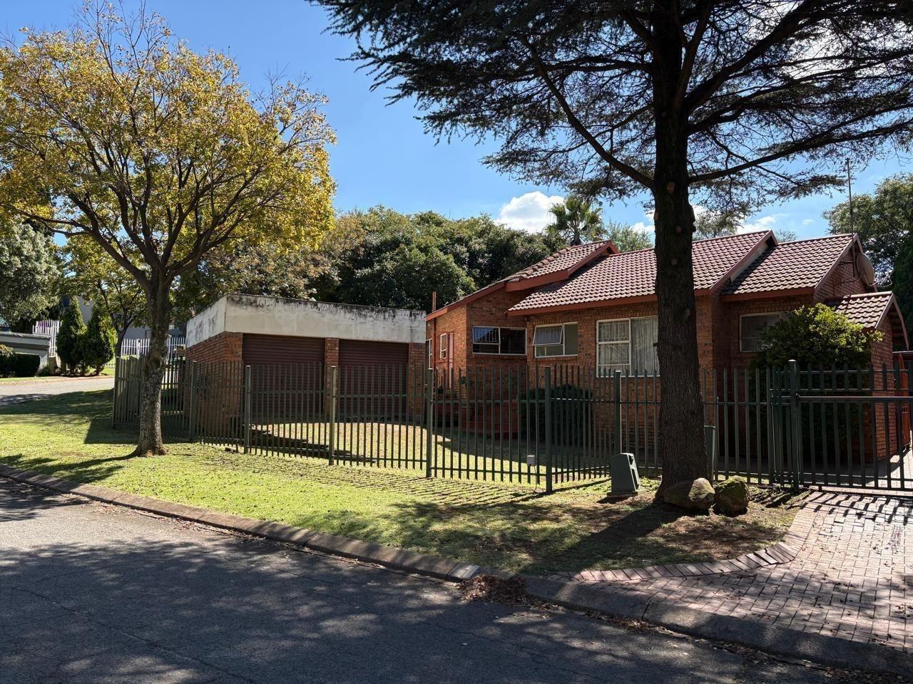 3 Bedroom House in Glenvista