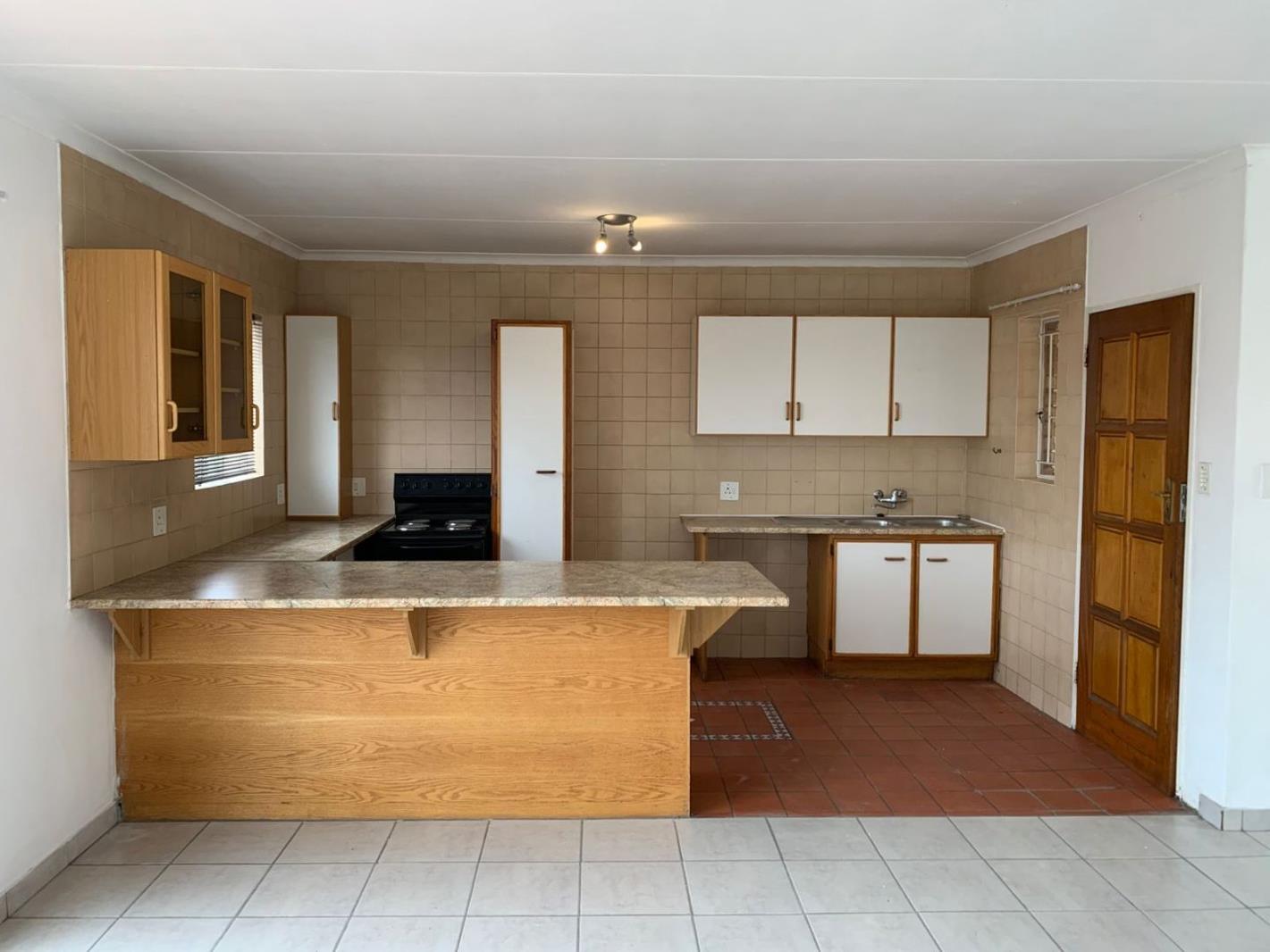 2 Bedroom Townhouse in Zwartkop