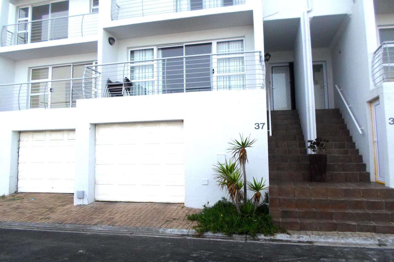 3 Bedroom Townhouse in Big Bay