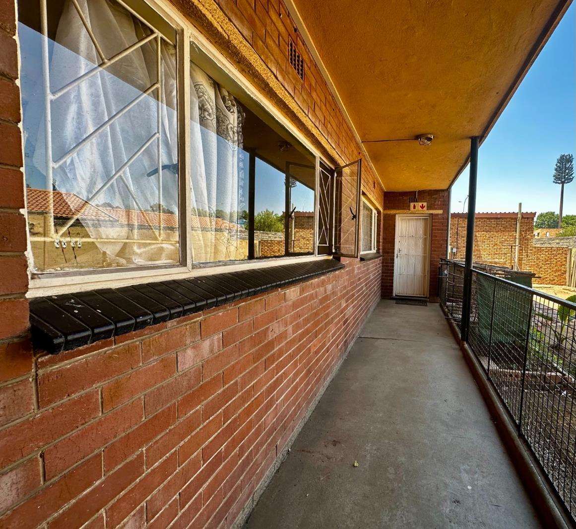 2 Bedroom Apartment in Southdale