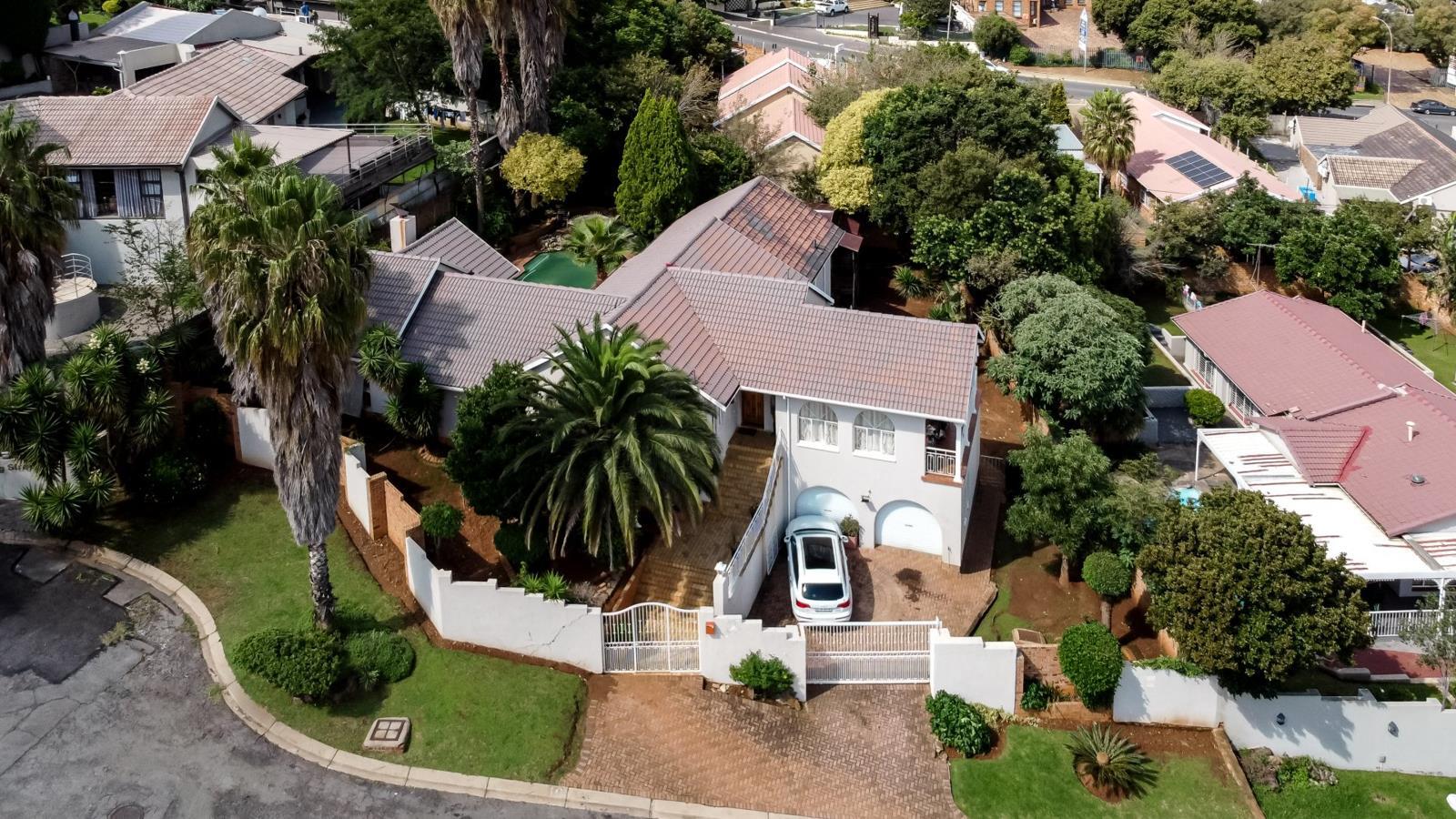 3 Bedroom House in Glenvista