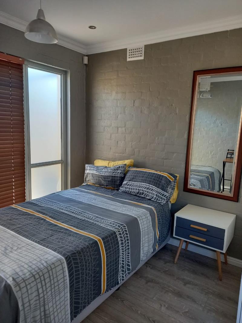 1 Bedroom Garden Cottage in Meadowridge