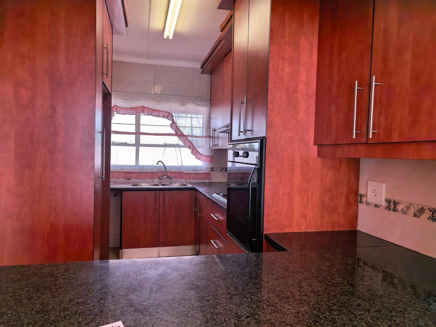 3 Bedroom Townhouse in Brackendowns