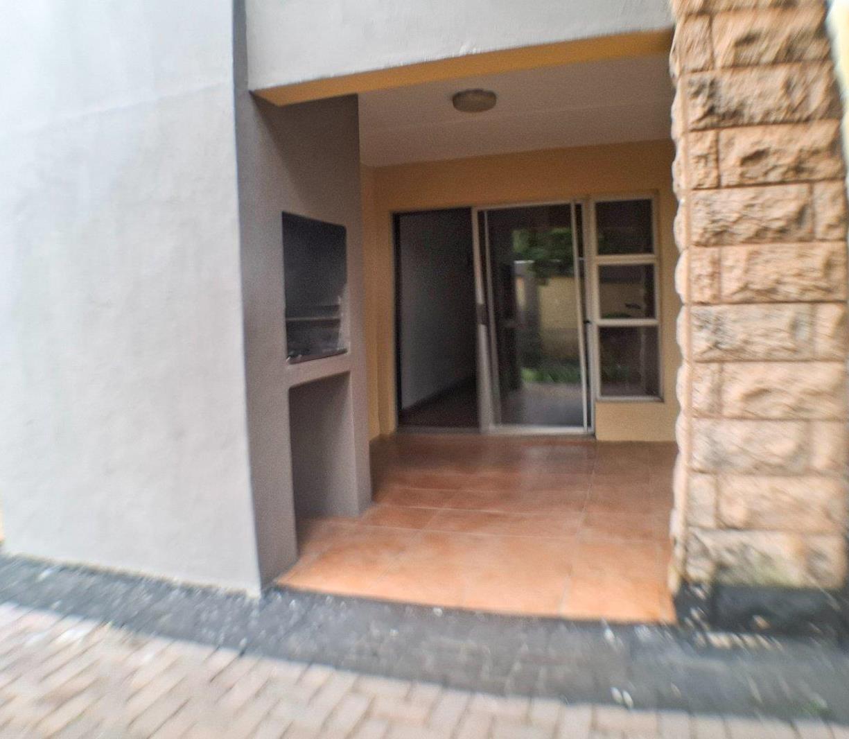 1 Bedroom Townhouse in Clubview