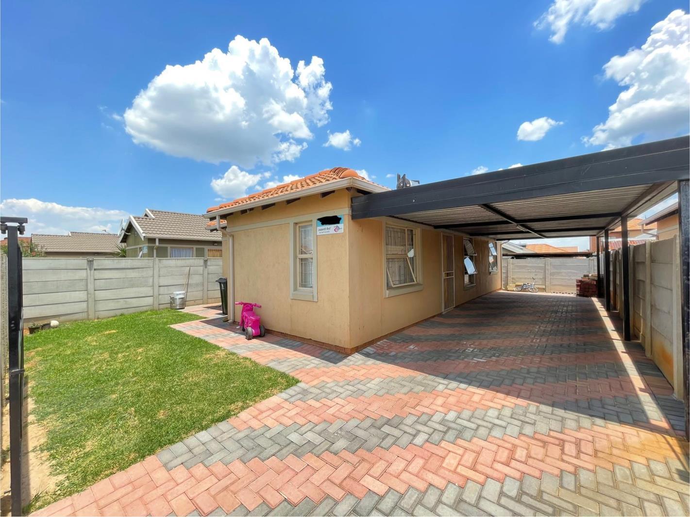 3 Bedroom House in Leopards Rest Security Estate