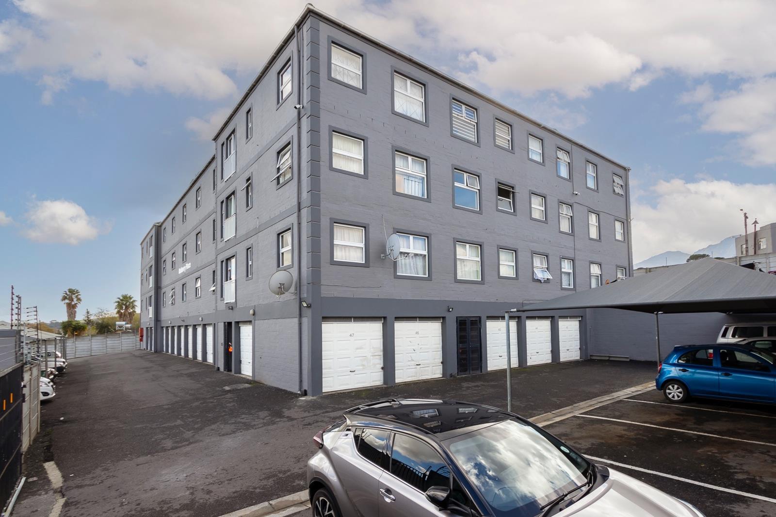 2 Bedroom Apartment in Cloetesville