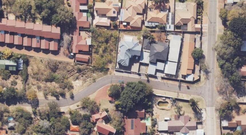 704 m² Land available in Silverton