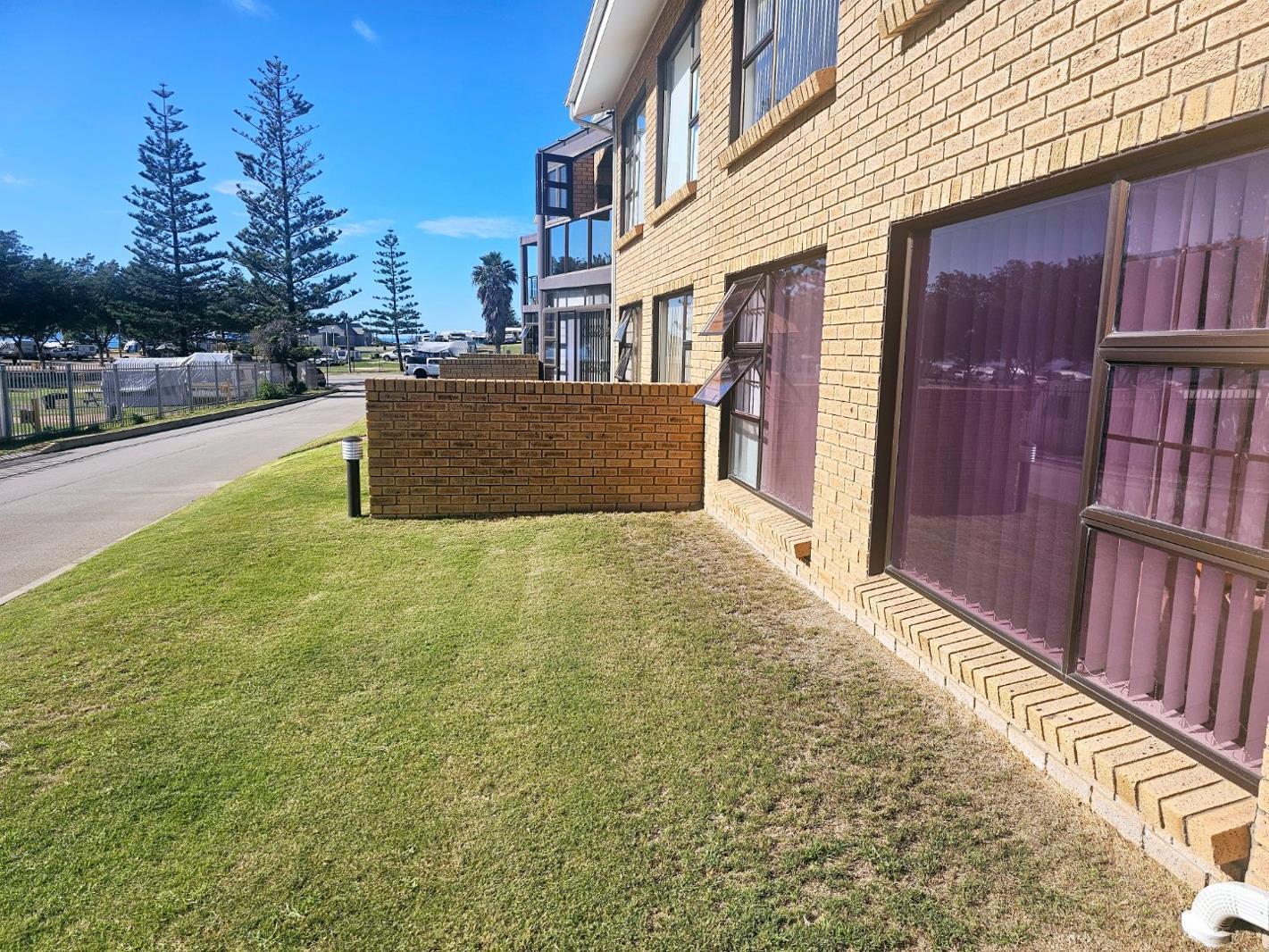 3 Bedroom Apartment in Mossel Bay Central