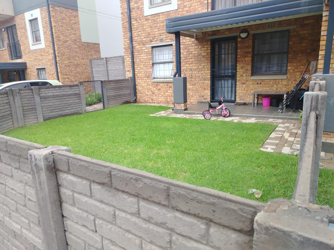 2 Bedroom Apartment in Dorandia