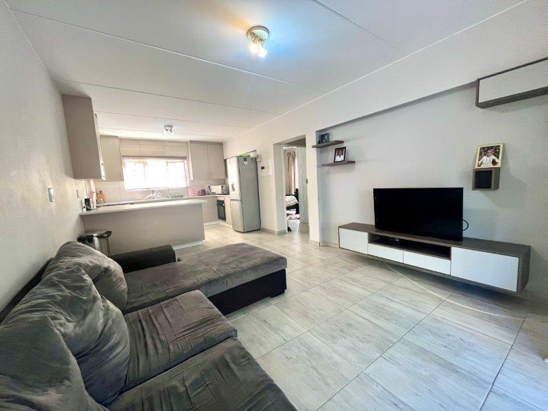 2 Bedroom Apartment in Winchester Hills