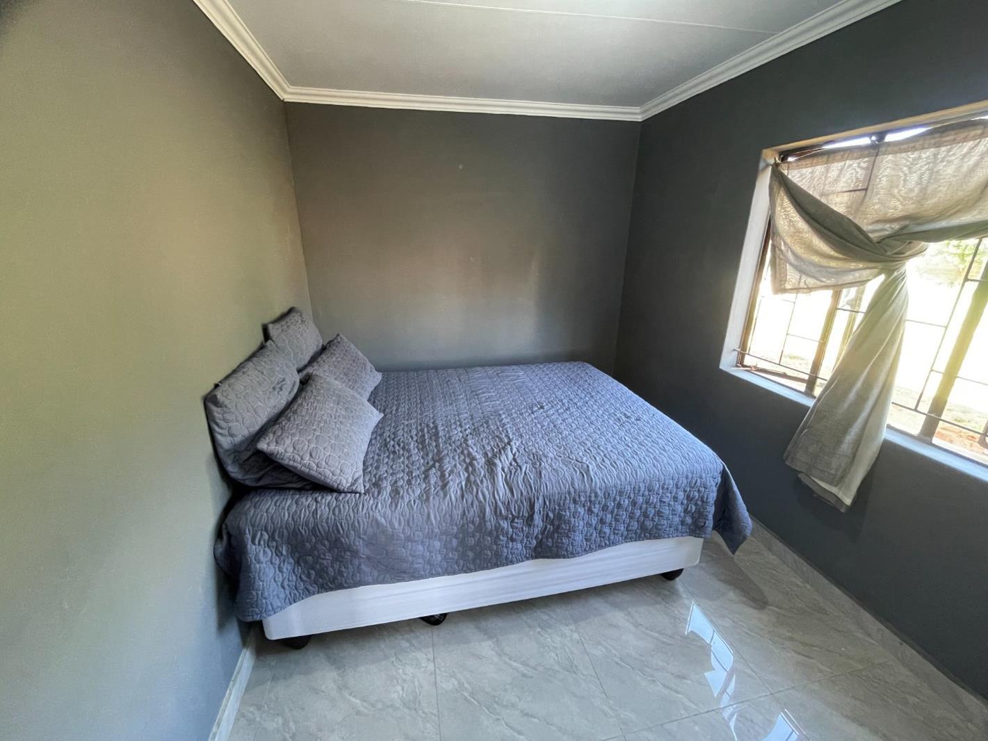 2 Bedroom House in Lotus Gardens
