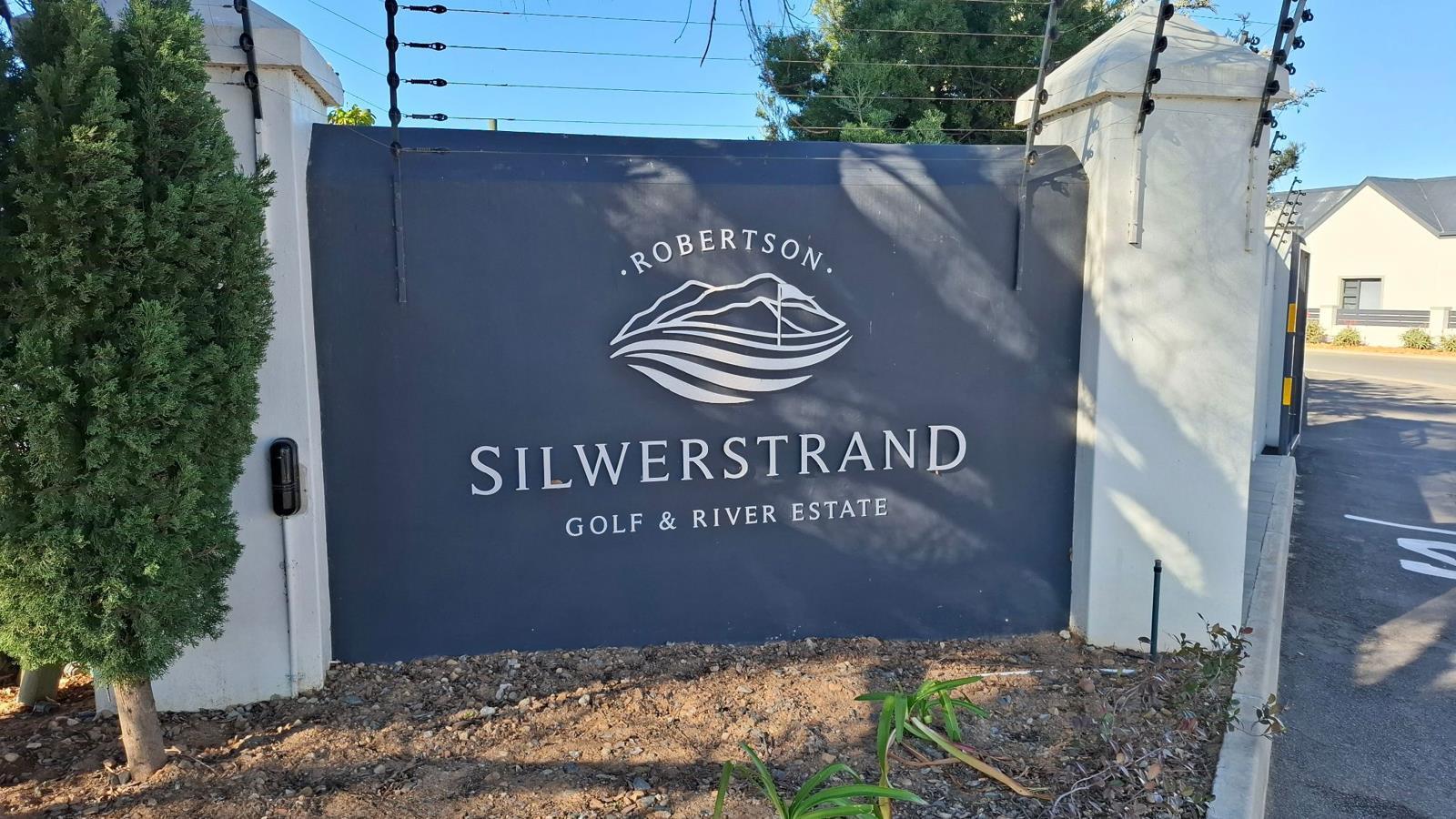 420 m² Land available in Robertson