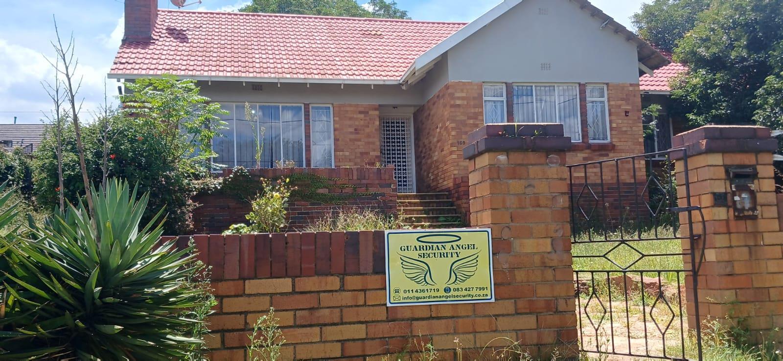 3 Bedroom House in Linmeyer