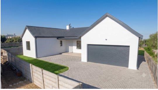 3 Bedroom House in Velddrif