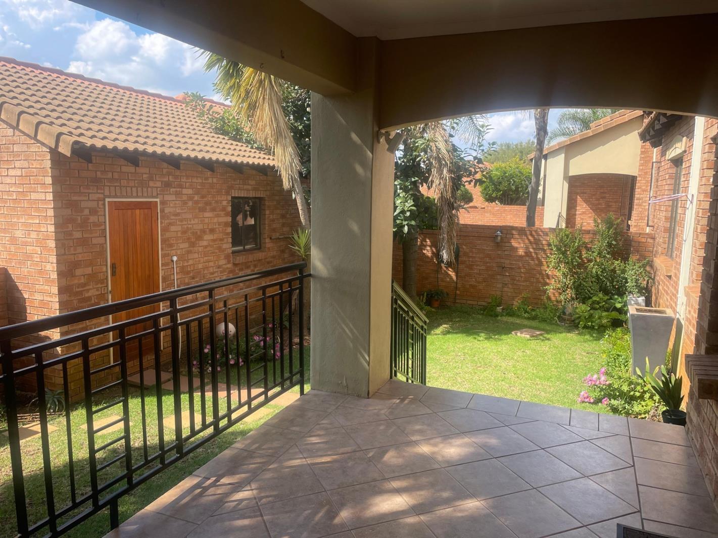3 Bedroom House in Mooikloof Ridge
