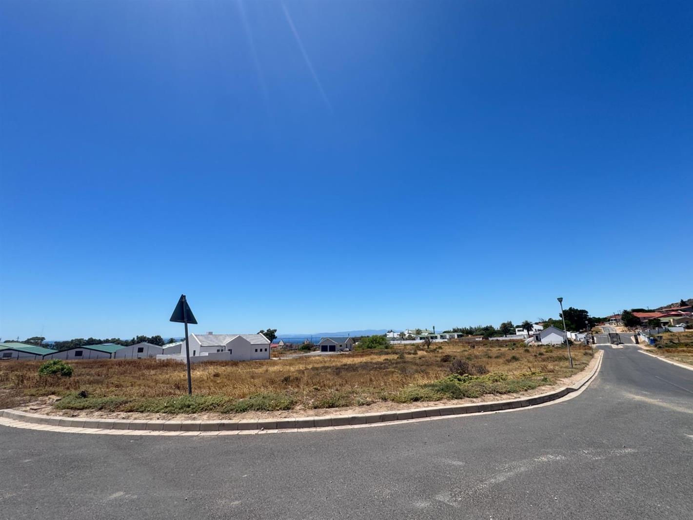299 m² Land available in St Helena Views