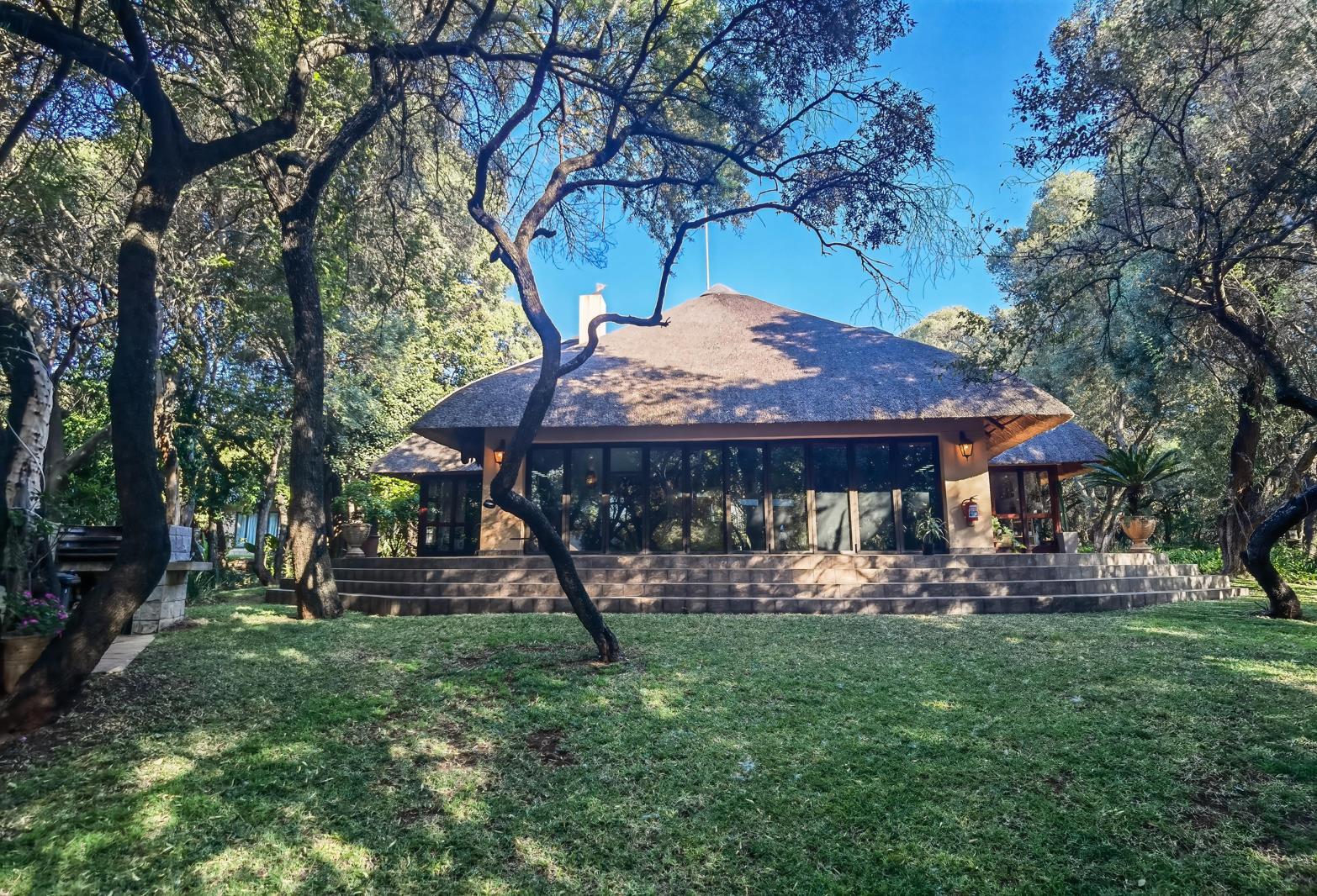6 Bedroom House in Hartbeespoort Dam