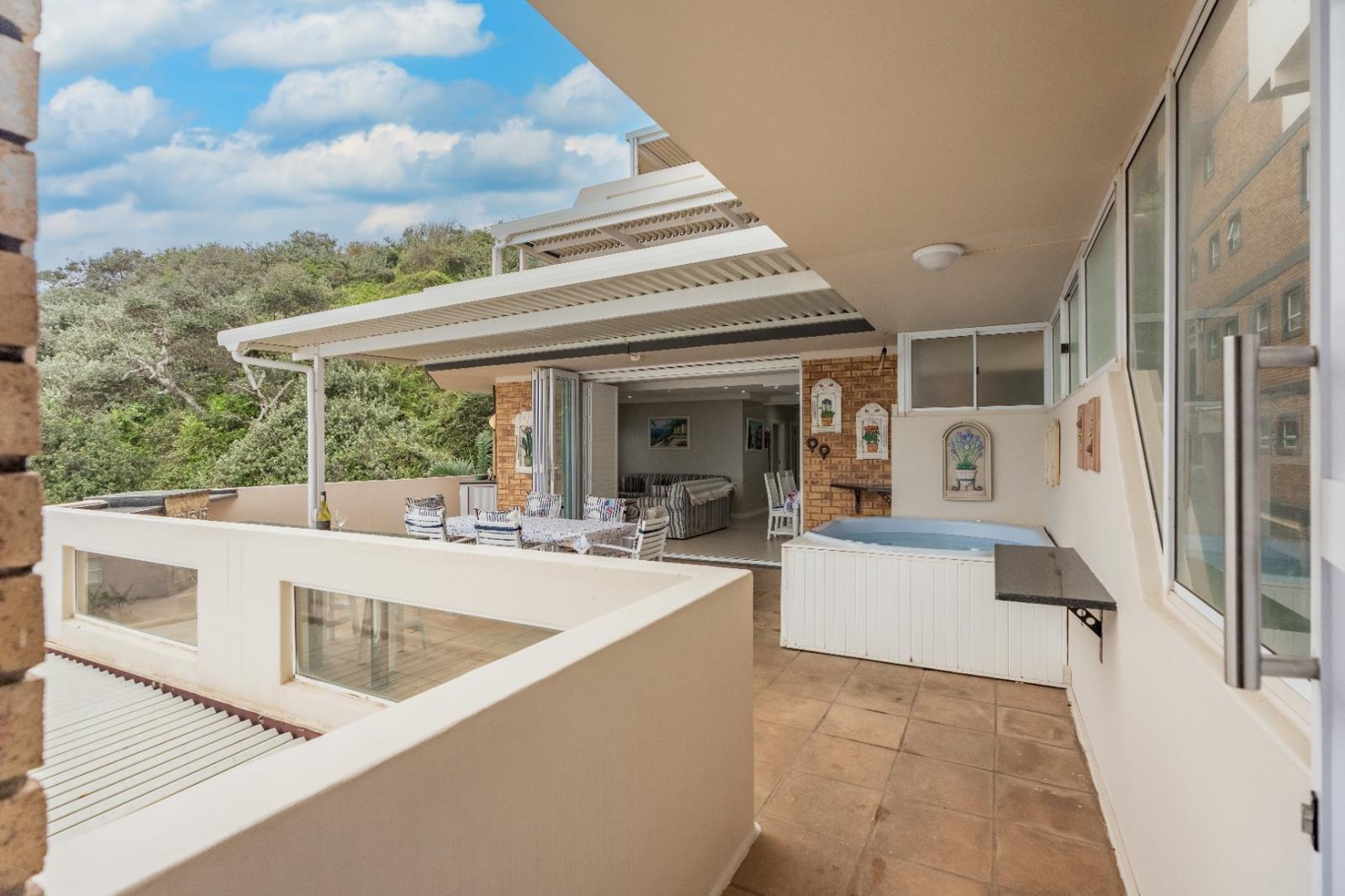 3 Bedroom Apartment in Umdloti Beach