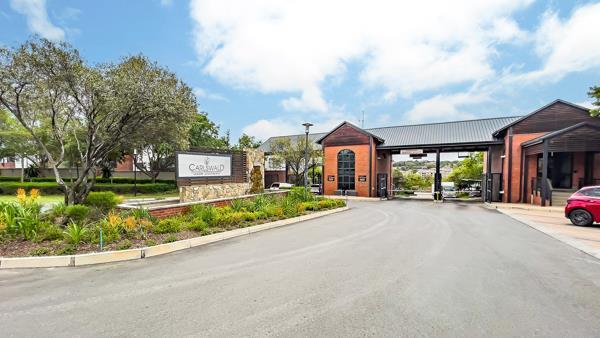 3 Bedroom Apartment in Carlswald Estate