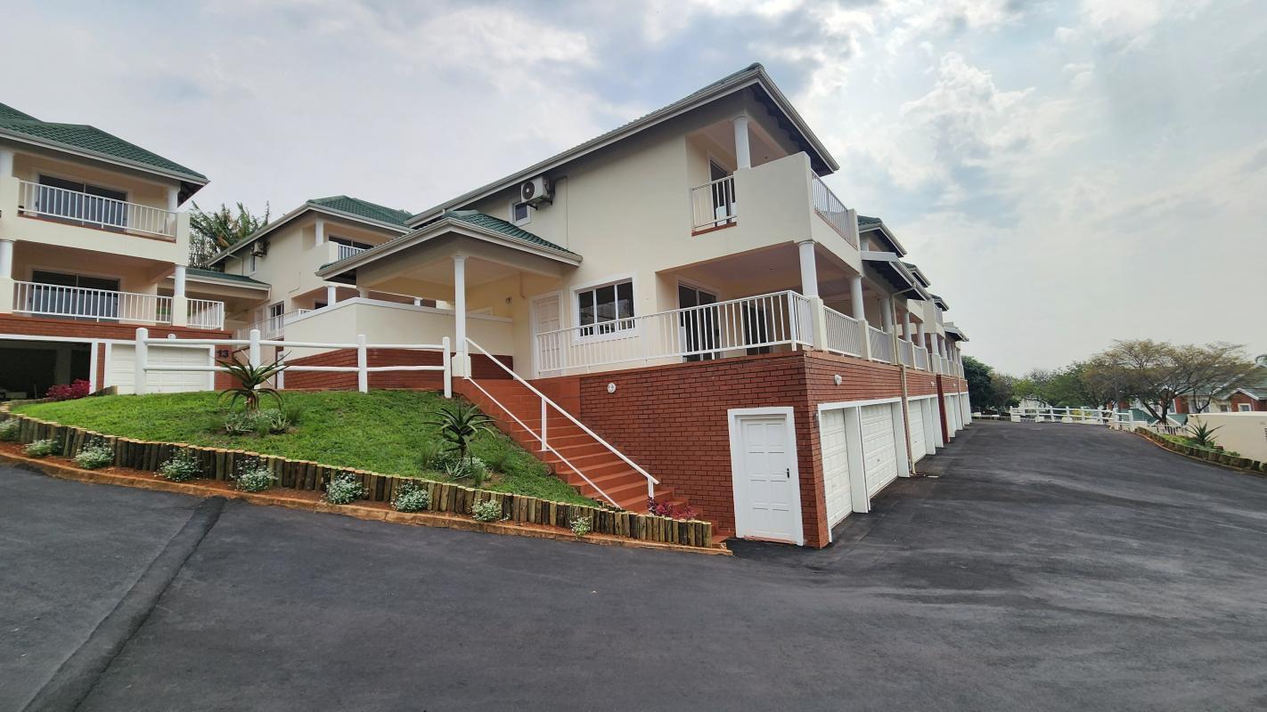3 Bedroom Townhouse in Mount Edgecombe Country Club Estate