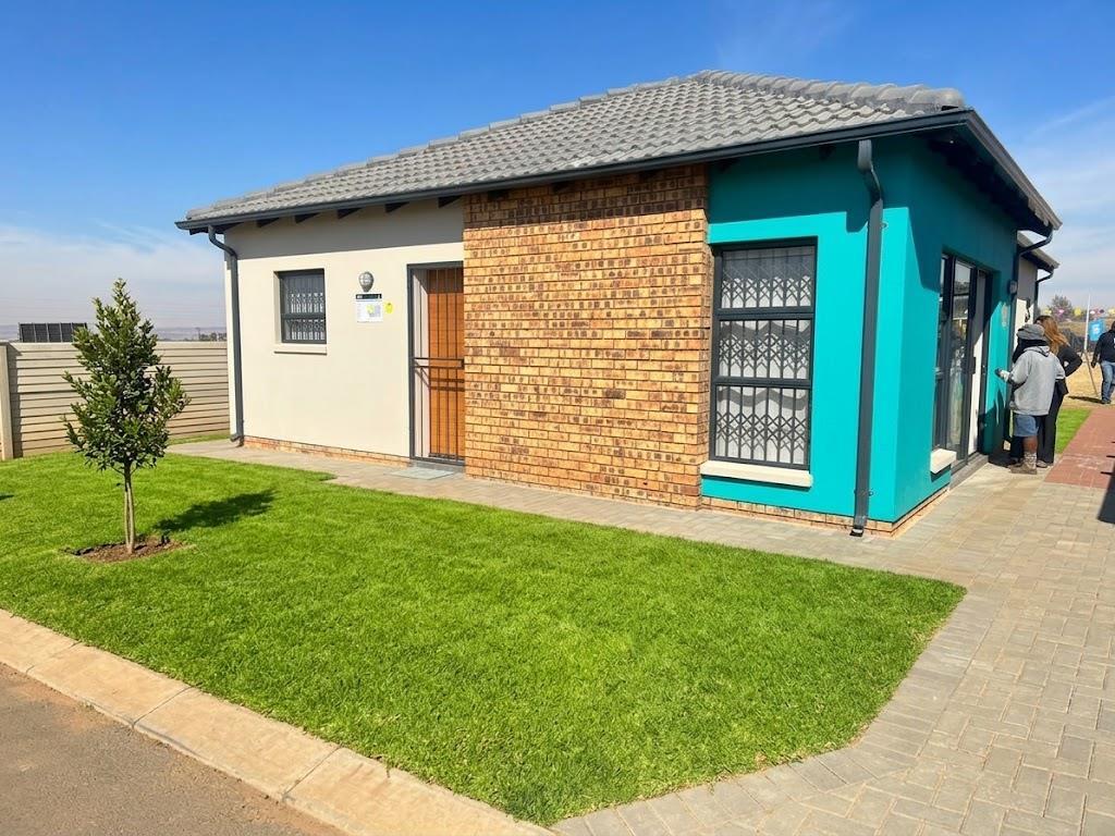 2 Bedroom House in Crystal Park