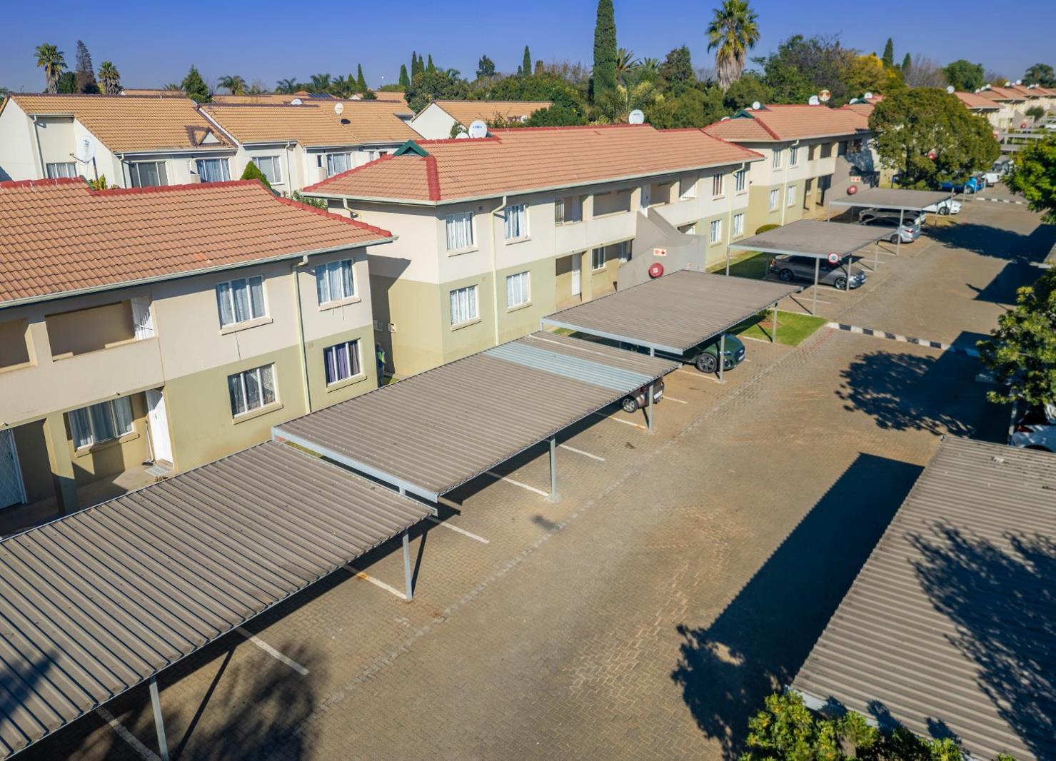 1 Bedroom Apartment in Edenglen