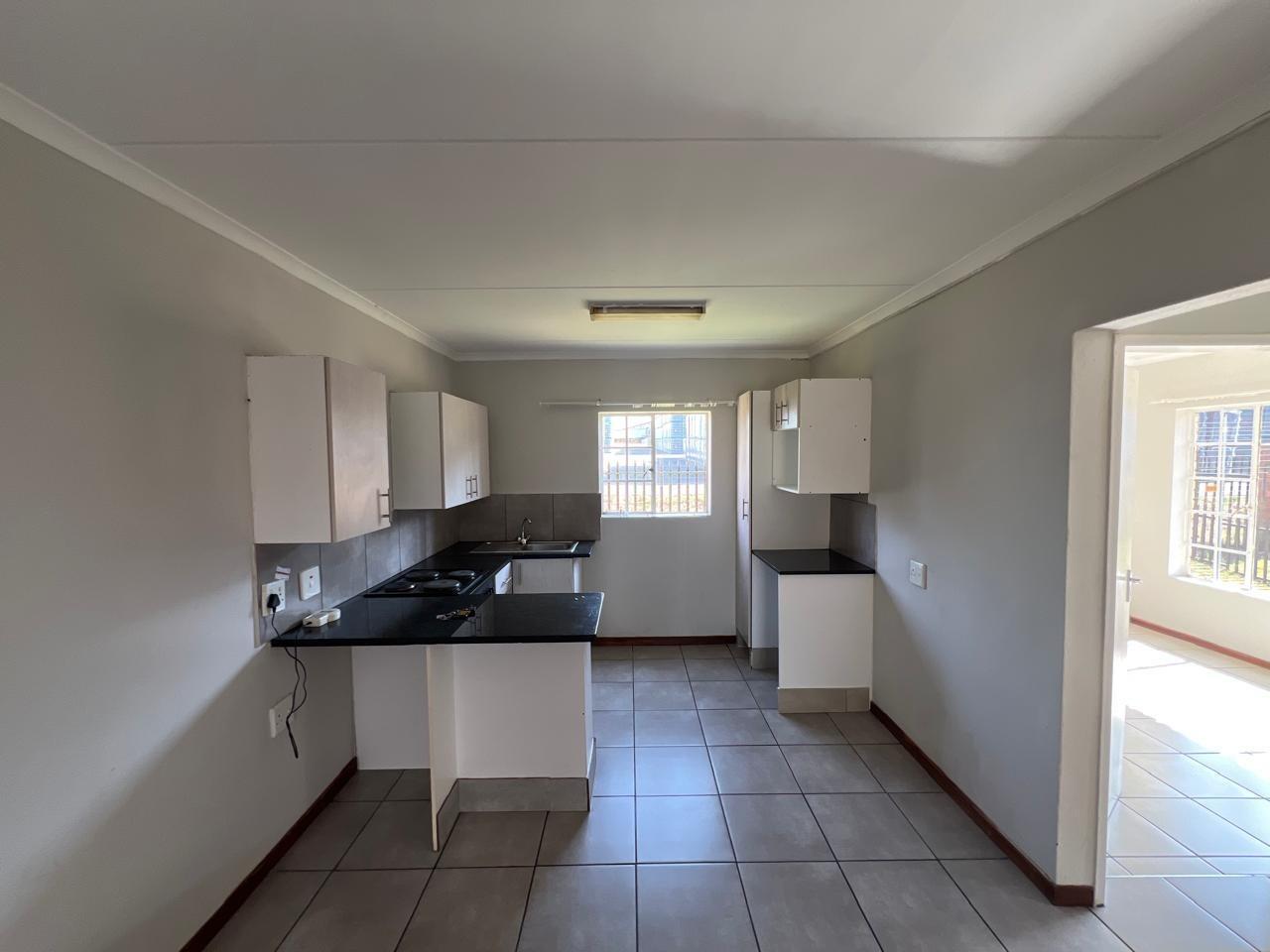 2 Bedroom Townhouse in South Crest