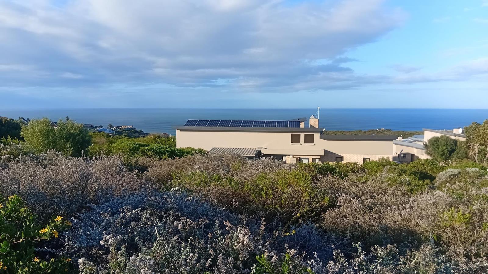 480 m² Land available in Dana Bay