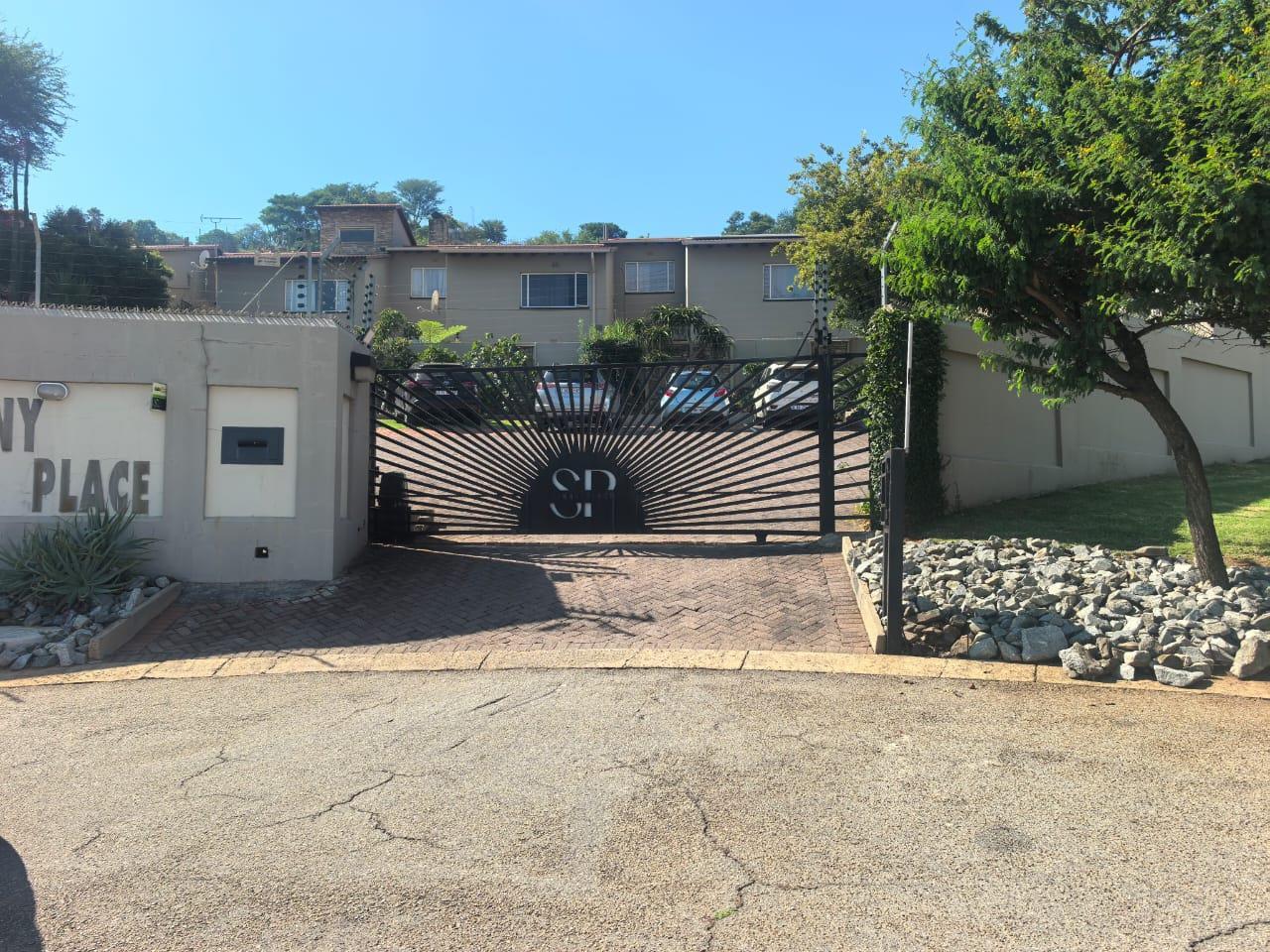 3 Bedroom Townhouse in Sunnyrock