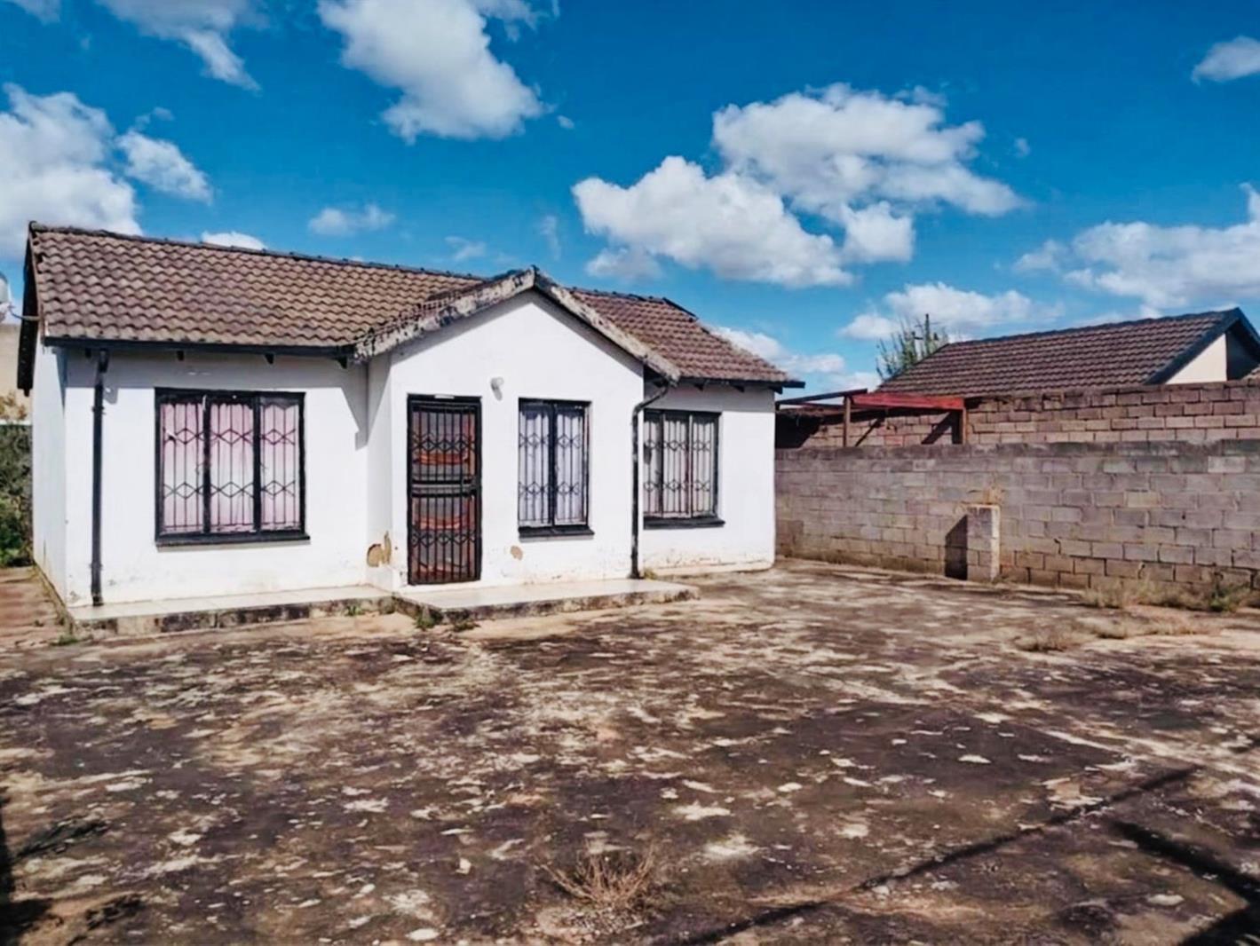 3 Bedroom House in Protea Glen